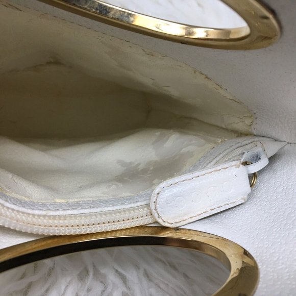 Gucci Metal Handle Embossed Leather Handbag Bucket White Vtg DISTRESSED Inside - Picture 11 of 13